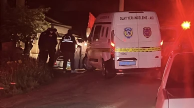 Evde çıkan yangında yaşlı çift hayatını kaybetti