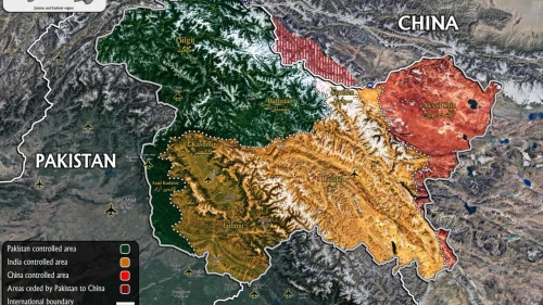 Pakistan: Hindistan 3 bölgeden saldırdı