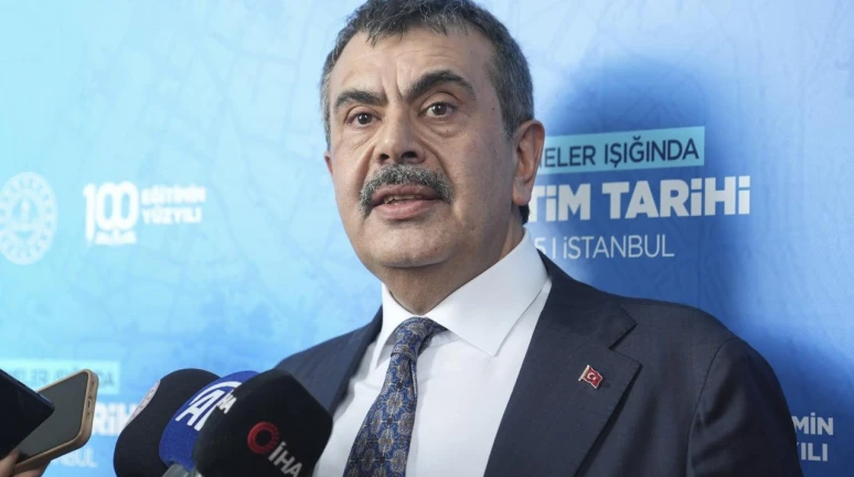 Bakan Tekin'den kendisine hakaret eden Özgür Özel'e cevap